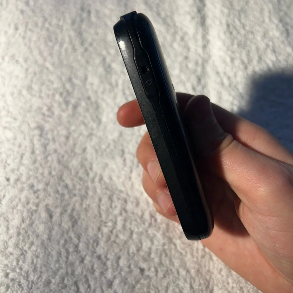 Nokia 1280 - Black Very Rare Cellular Phone UNTESTED